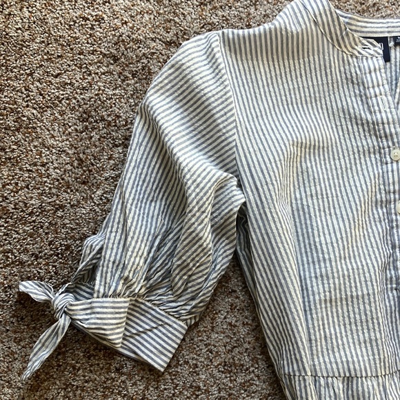 GAP Metalic Seer Sucker Dress - Picture 3 of 5